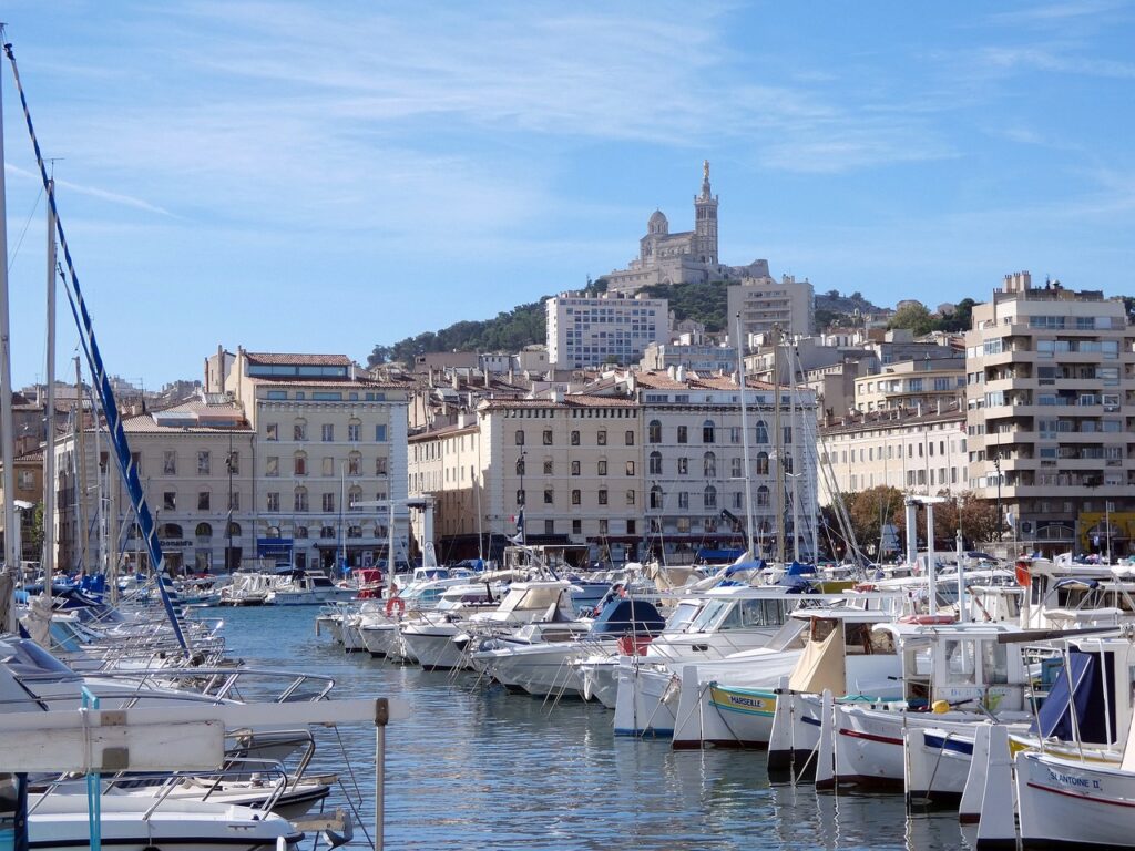 Removals UK to Marseille – the Old Port